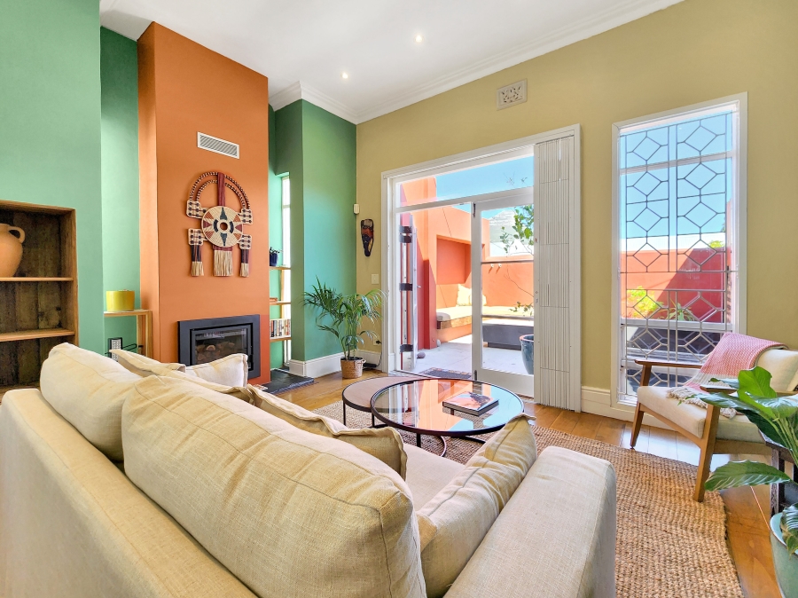 To Let 2 Bedroom Property for Rent in Vredehoek Western Cape